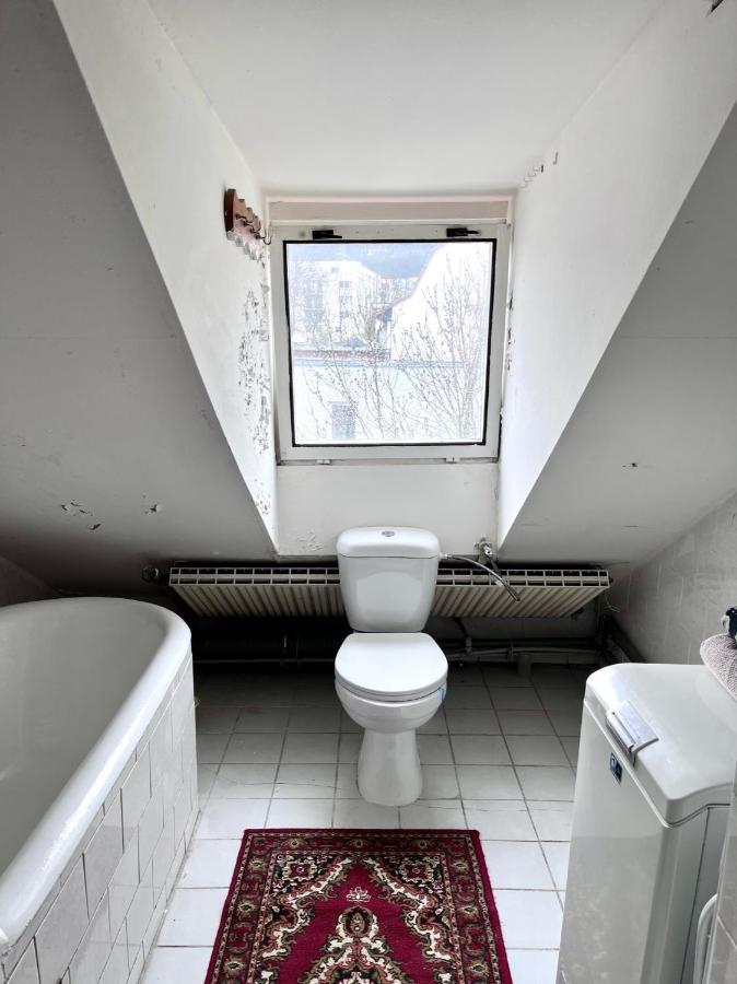 Loft Apartment Close To Metro Palmovka Praha Eksteriør bilde