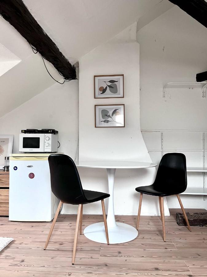 Loft Apartment Close To Metro Palmovka Praha Eksteriør bilde